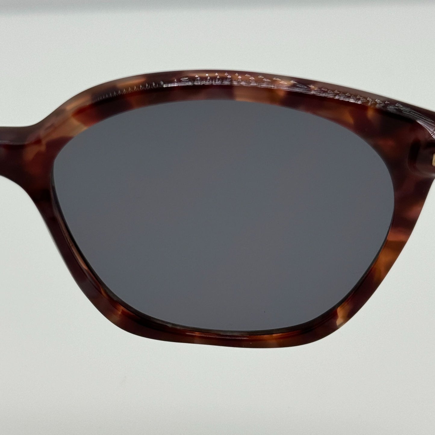 Prada Sunglasses VPR 11T EU0-1O1 51-17-140