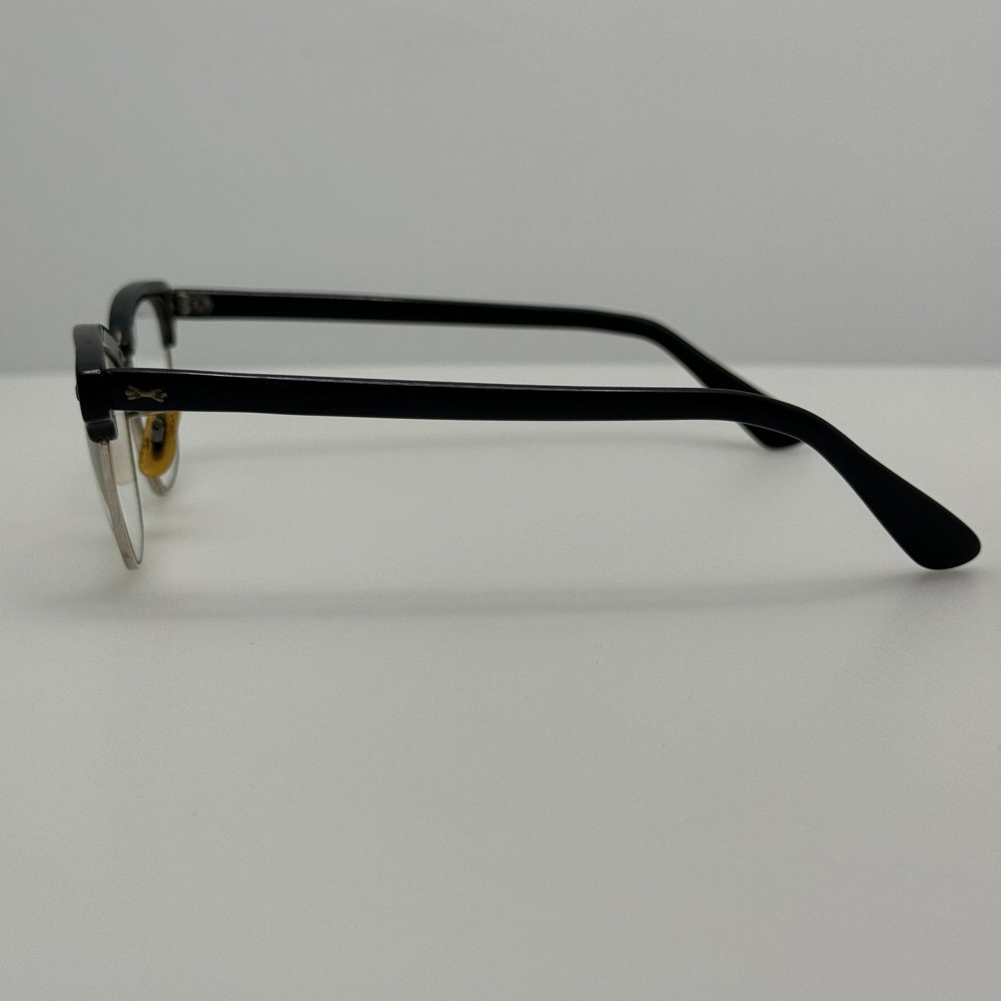 Universal Eyeglasses Eye Glassses Frames 4 1/4 1/10 12kgf Horned Rimmed 44-24