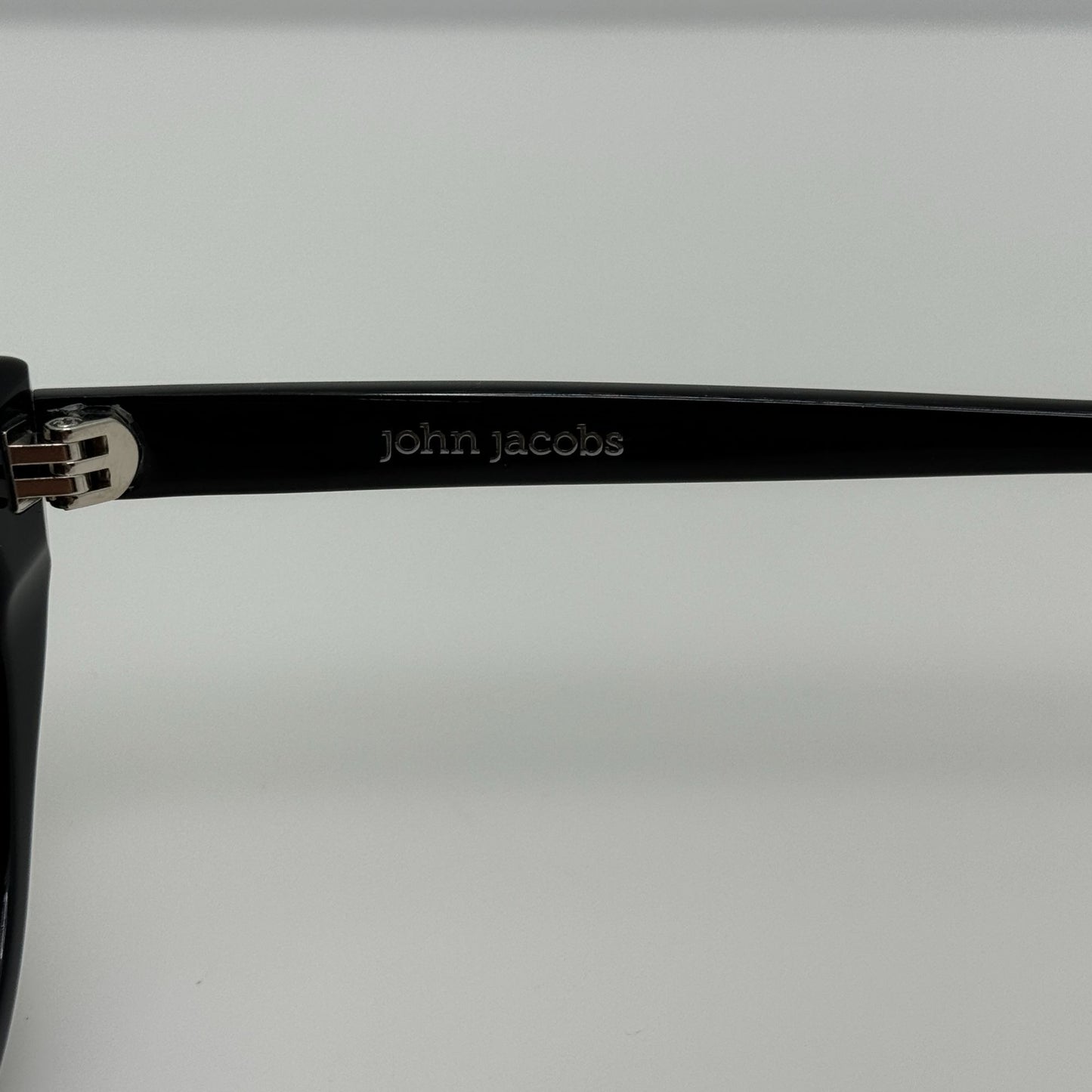 John Jacobs Sunglasses JJ S10230 C1 Black 52-20-140