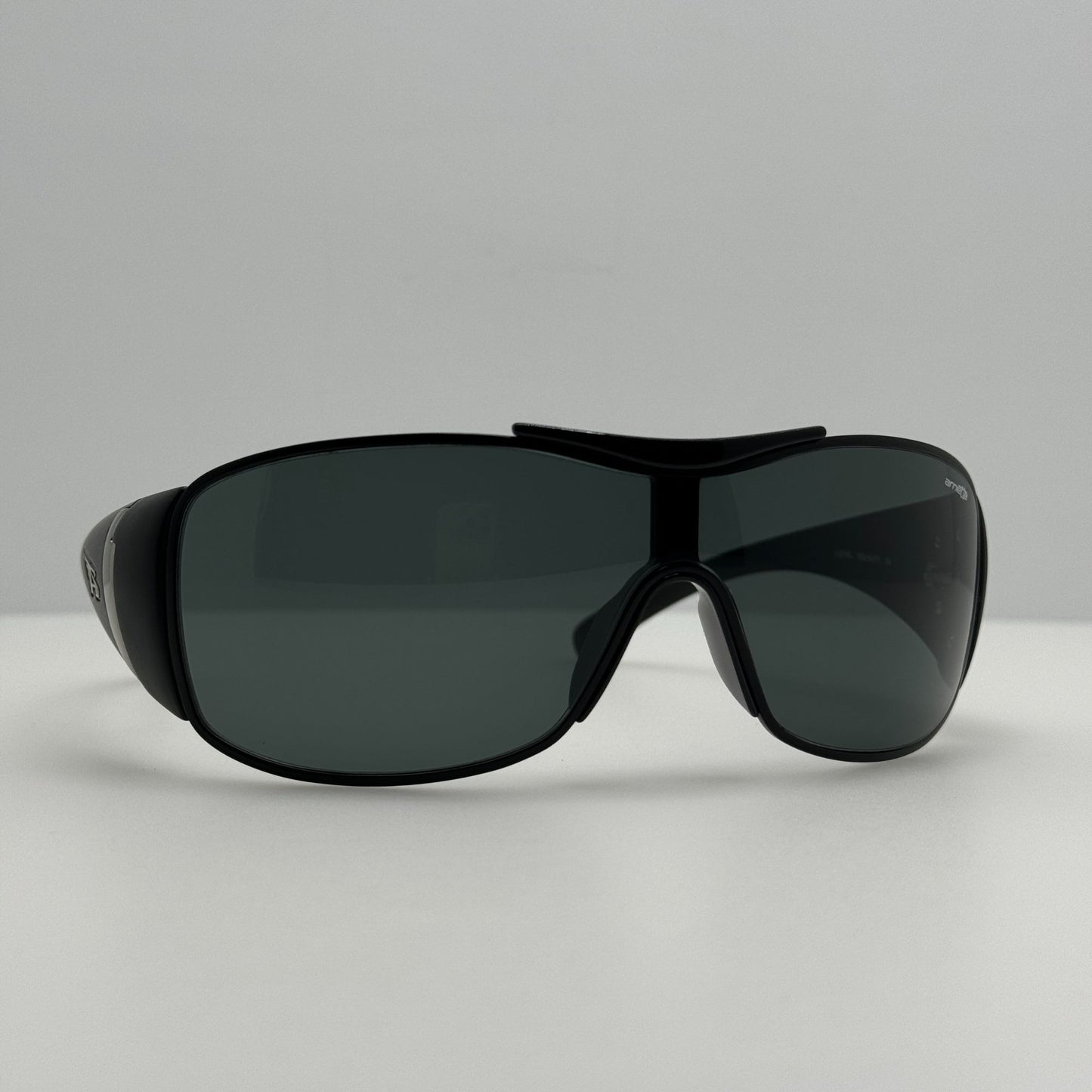 Arnette Sunglasses Lustre 3050-501/71 3N Black W/ Case