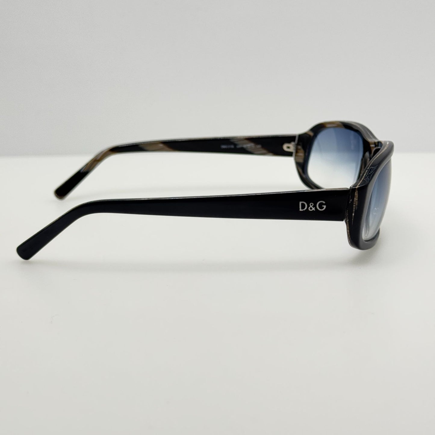 Dolce & Gabbana D&G Sunglasses DG 2108 689 61-15-130