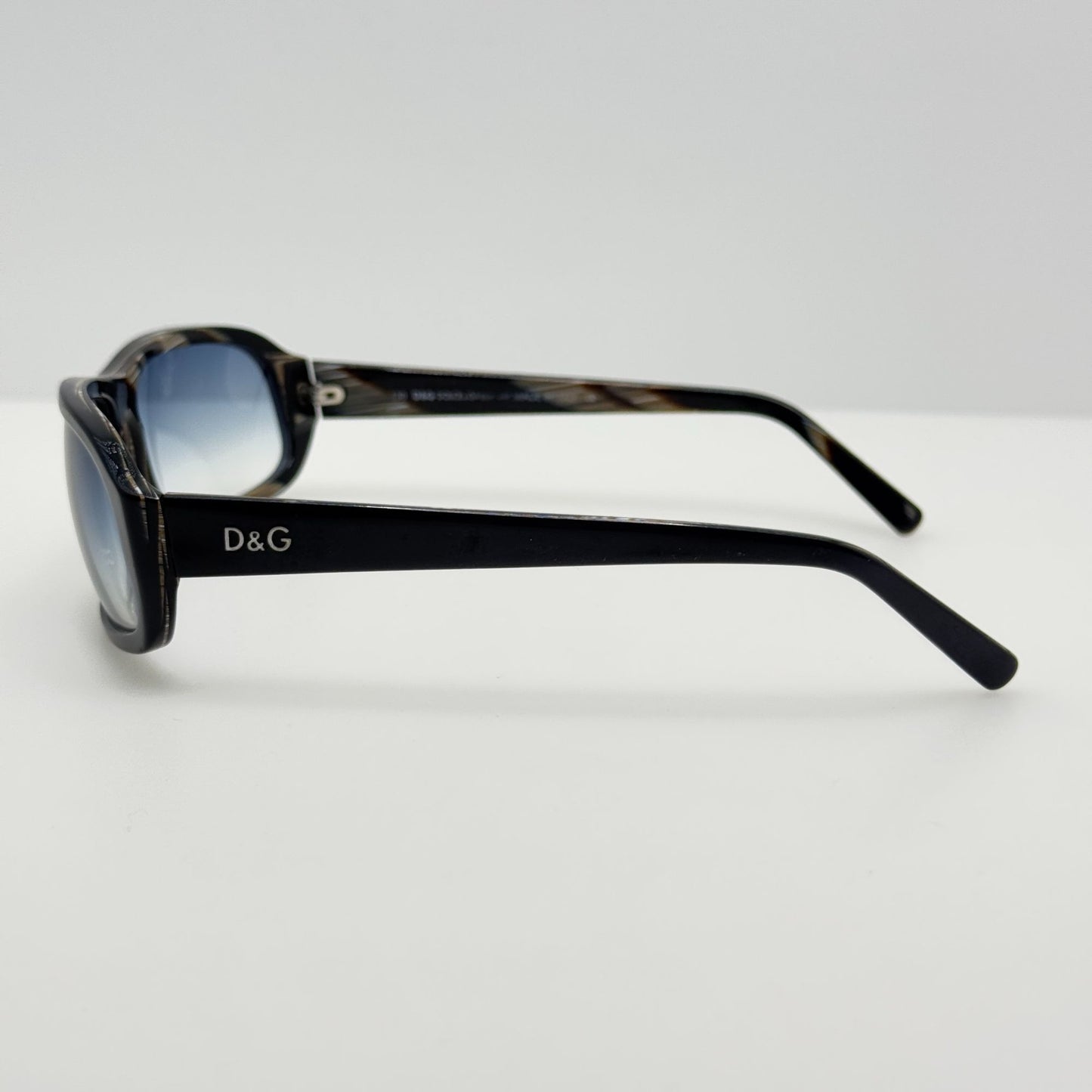 Dolce & Gabbana D&G Sunglasses DG 2108 689 61-15-130