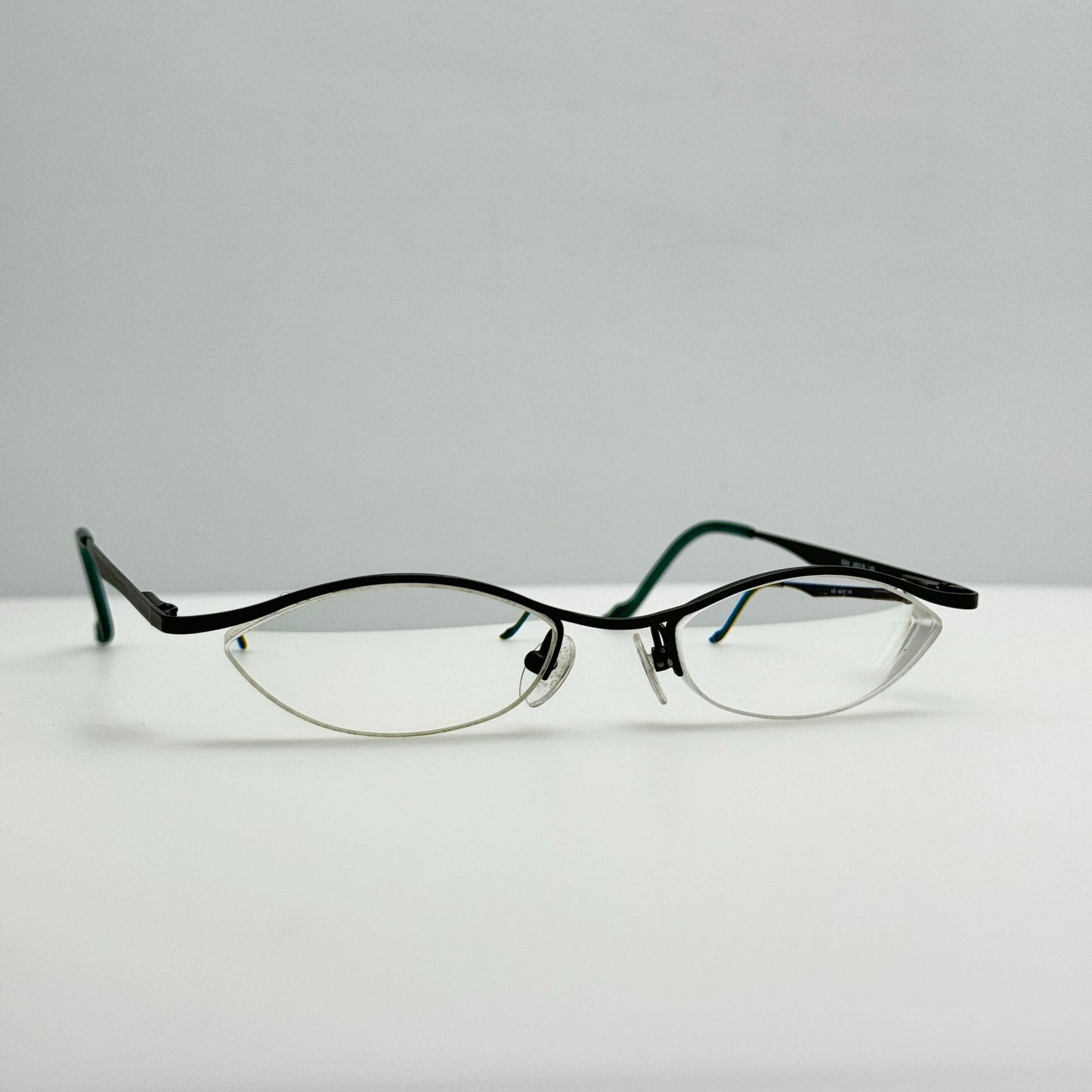 OGI Eyeglasses Eye Glasses Frames 3041 48-18-140