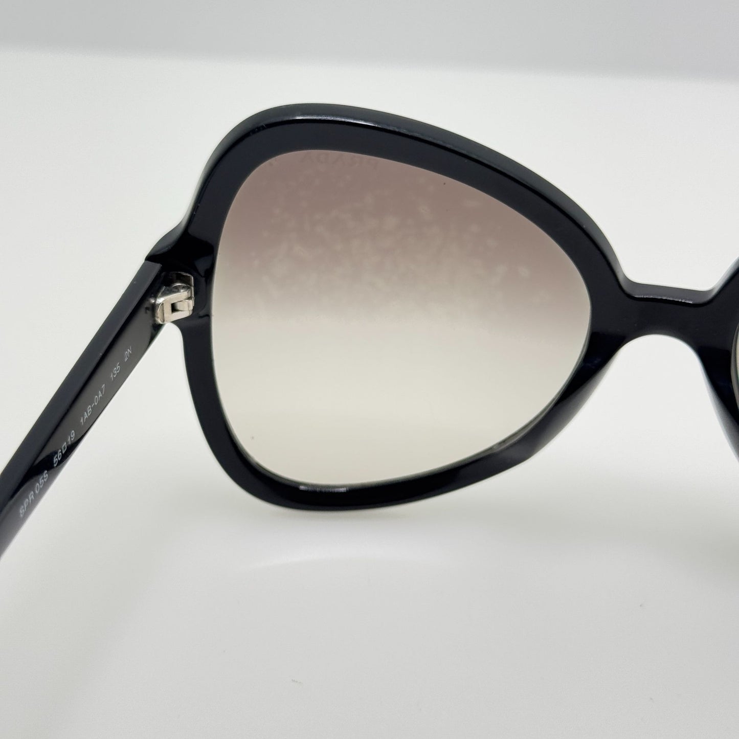 Prada Sunglasses SPR 05S 1AB-0A7 56-19-135