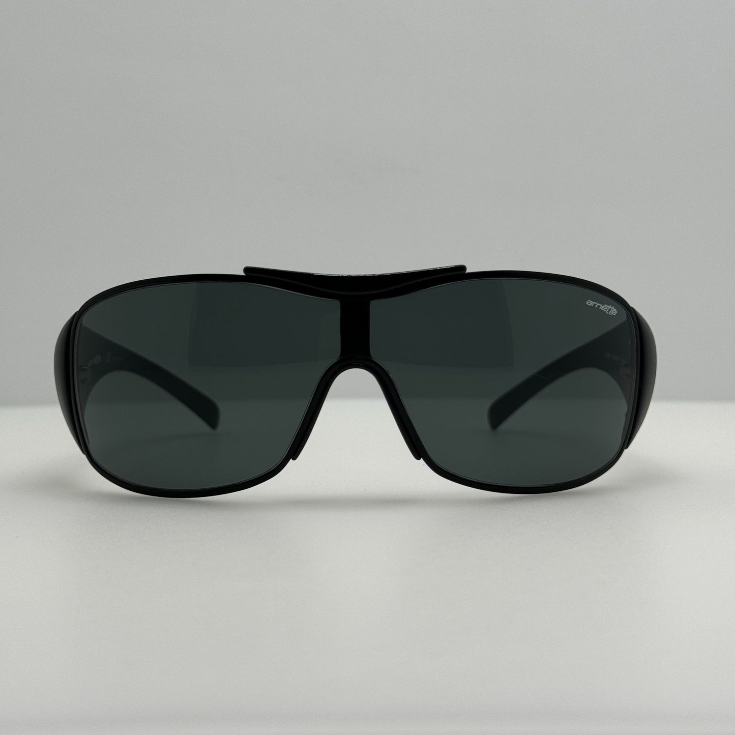 Arnette Sunglasses Lustre 3050-501/71 3N Black W/ Case