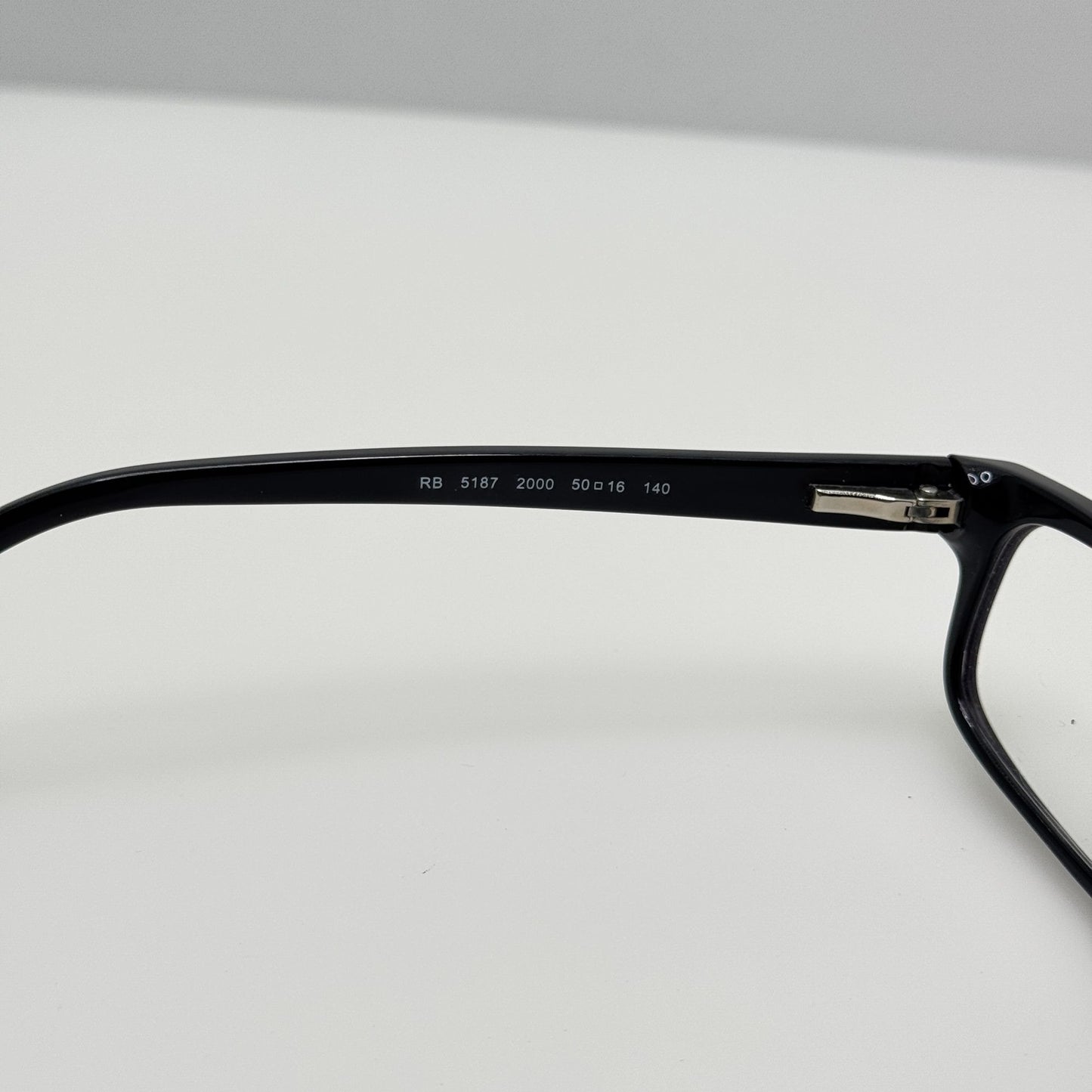 Ray Ban Eyeglasses Eye Glasses Frames RB 5187 2000 50-16-140