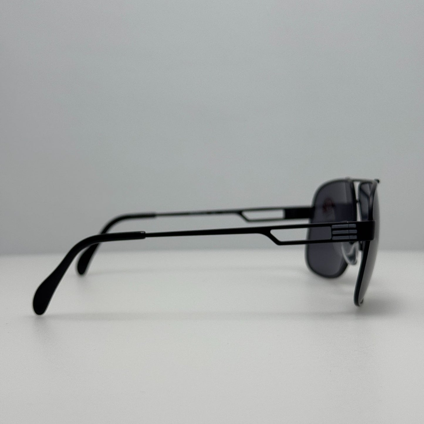 Luxottica Sunglasses 1265 Black Grey Avant Garde Vintage Frames Italy Retro Demo