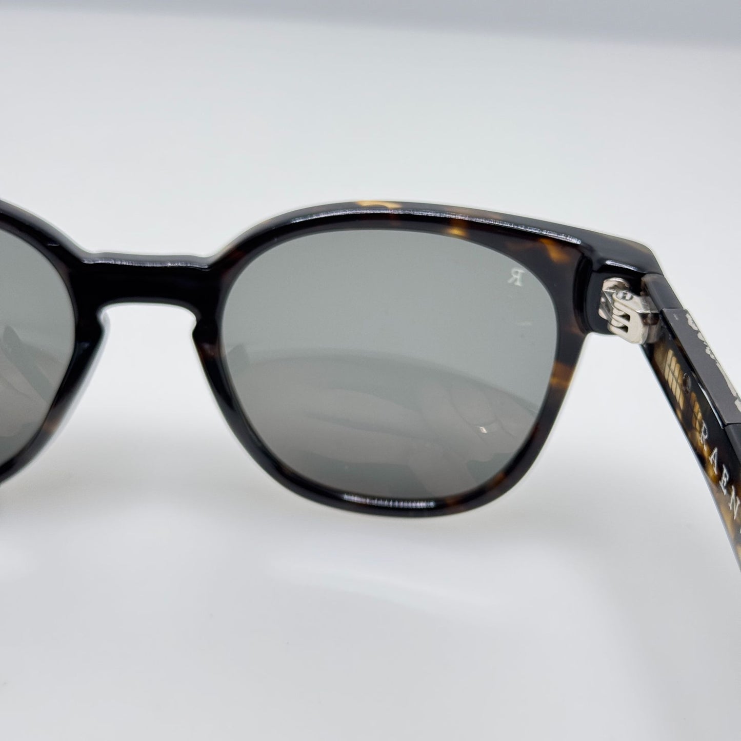 Raen Sunglasses Squire Brindle Tortoise